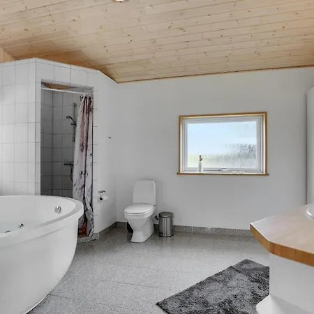 Holiday home Gorgeous In Hadsund With Wifi *